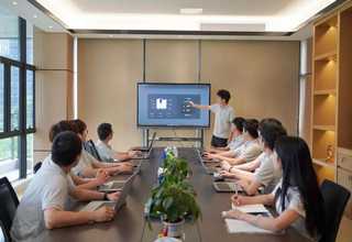 四平提升门安装